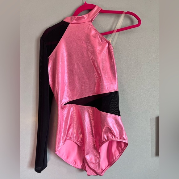Adult Medium Dance Leotard - Picture 1 of 1